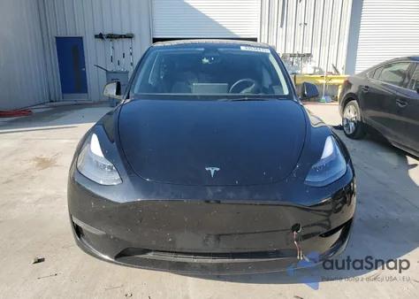 2022 Tesla Model Y z USA, uszkodzony, nr VIN 7SAYGDEF2NF453521